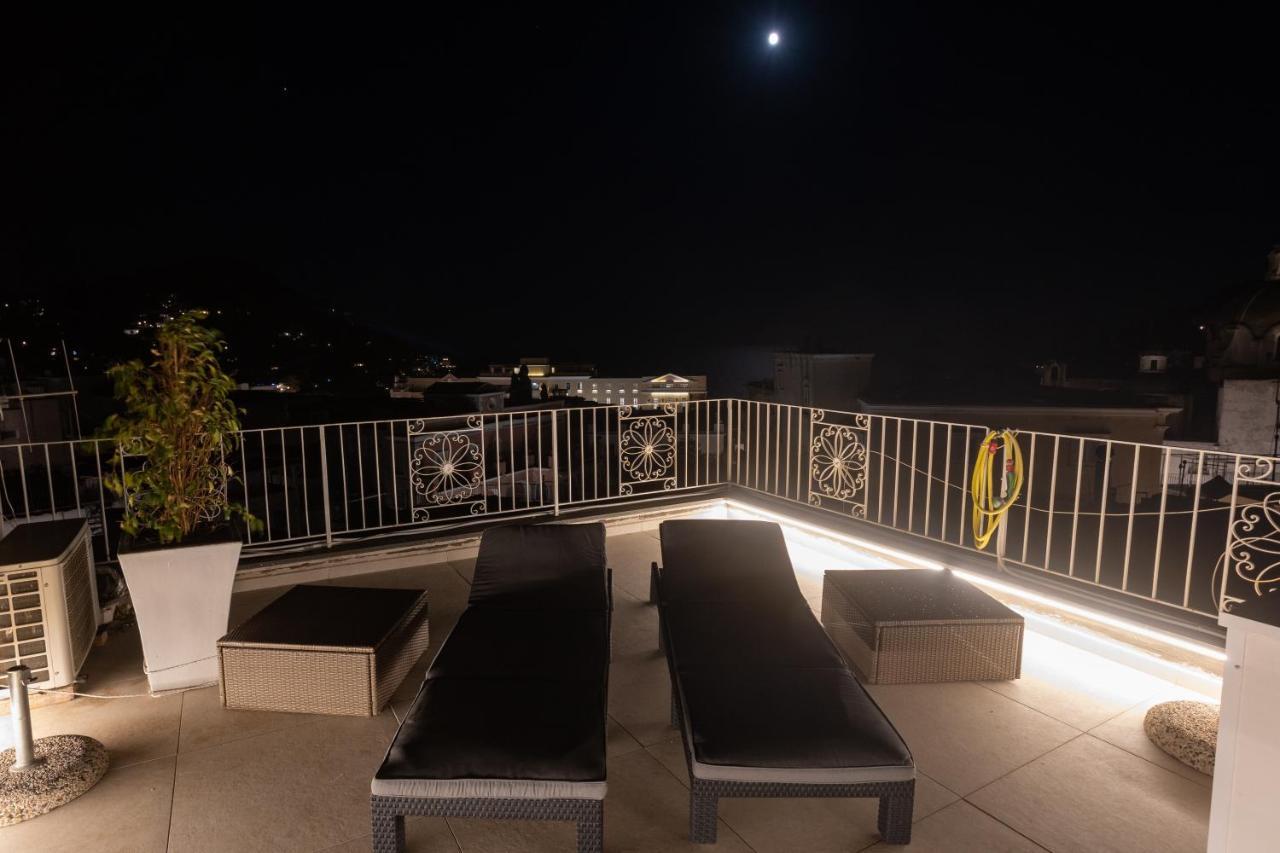 Rooftop Luxury Suite By Caprirooms Ngoại thất bức ảnh